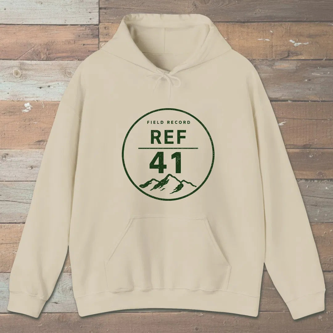Ref 41 Hoodie Sand Outdoor Nature Tee