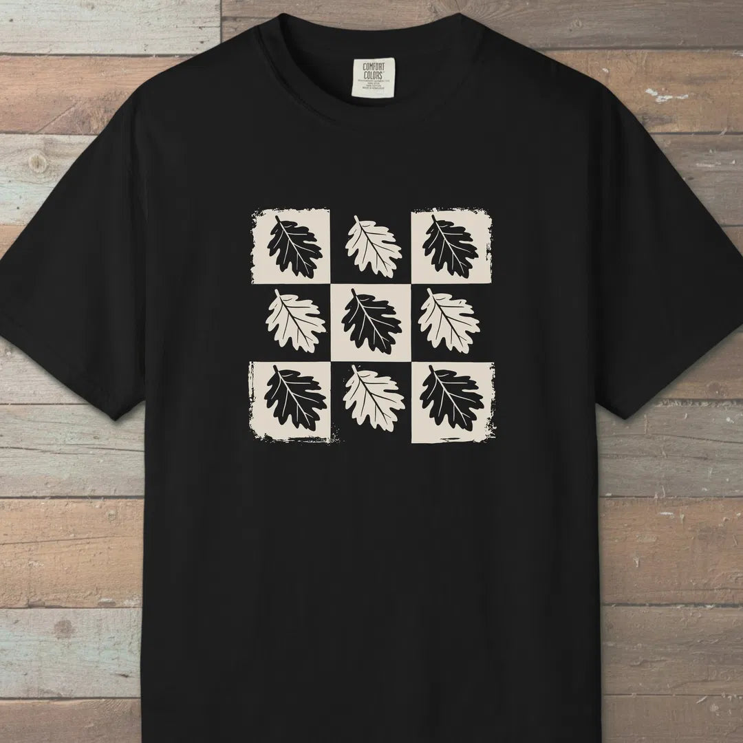 The Oak Remembers T-Shirt Black Outdoor Nature Tee