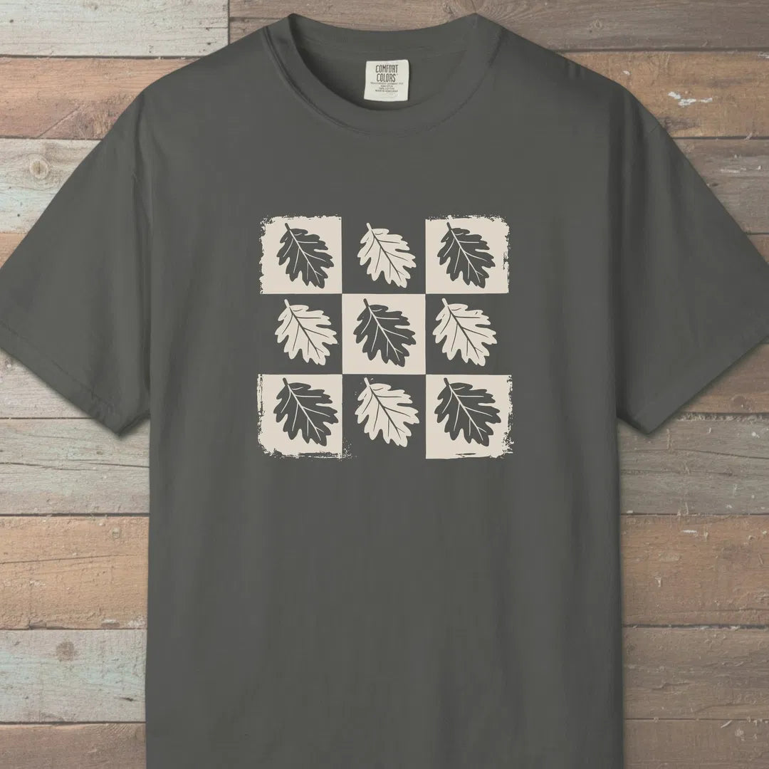 The Oak Remembers T-Shirt Pepper Outdoor Nature Tee